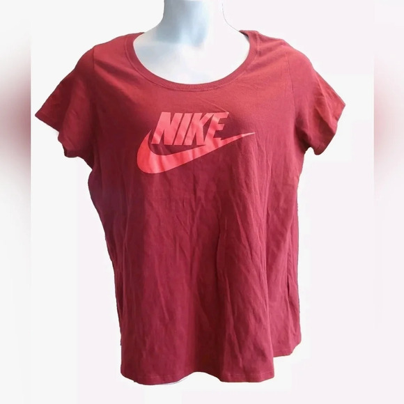 Nike The Nike Tee Red-orange Scoop/ crewneck t-shirt Cotton blend XL - Picture 1 of 3